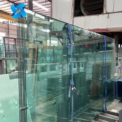 SGP इंटरलेयर के साथ कम लोहे के लेमिनेटेड ग्लास शीट 3300*2440 मिमी